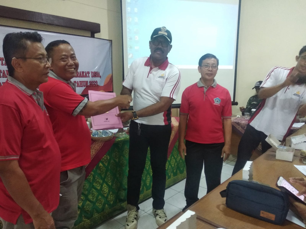 RAPAT PENYEPAKATAN DAN PENETAPAN ANGGARAN PERUBAHAN APBDES TH.2023 DESA MENGWITANI